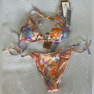 NWT billabong bikini